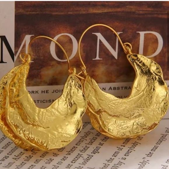 Zara Gold Crescent Hoop Earrings - Picture 7 of 11